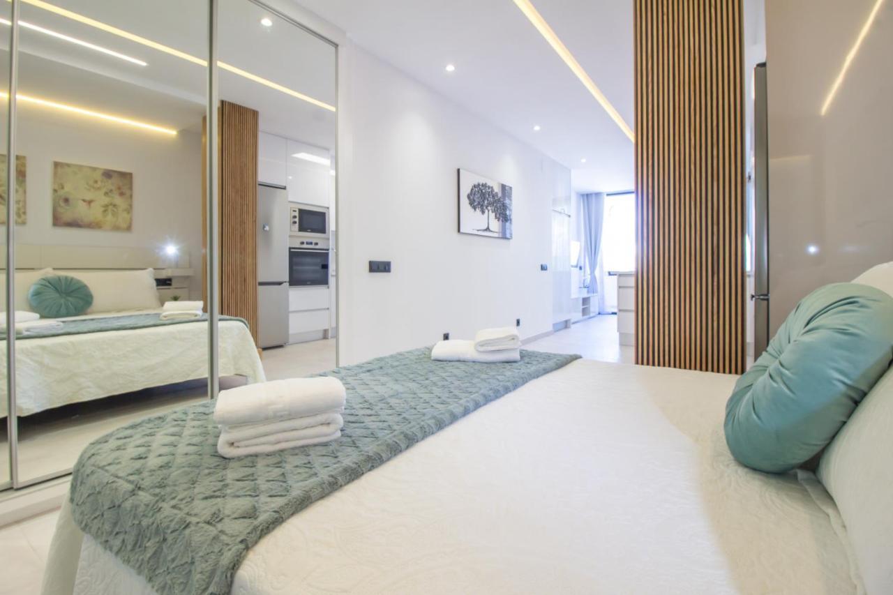Apartment Mainstream With Balcony By Canariasgetaway